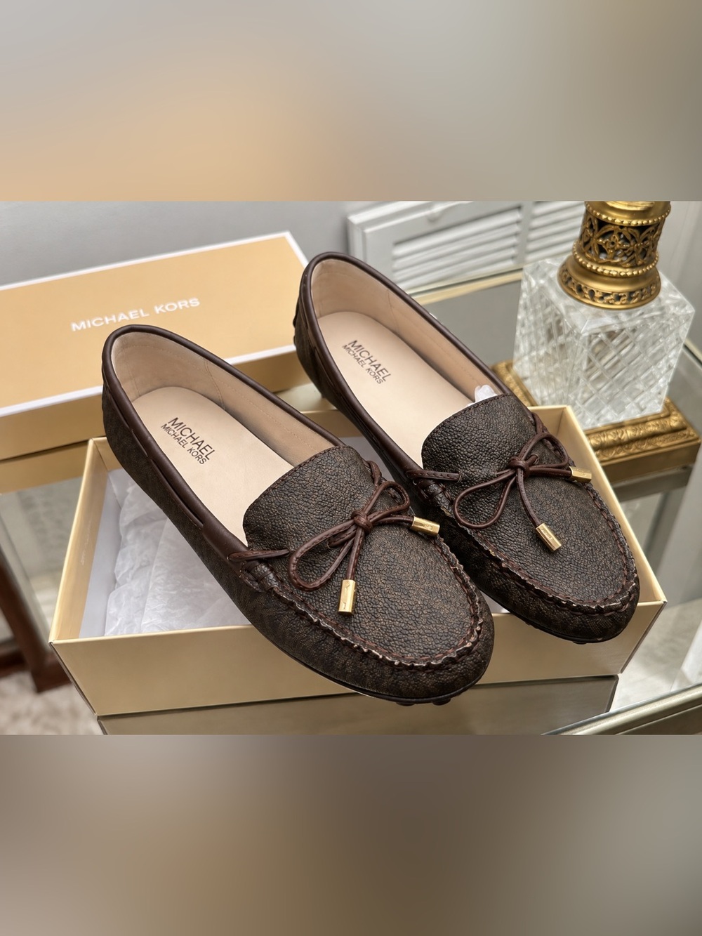 Michael Kors, Dark Brown Leather Flats!